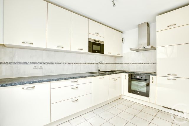 Appartement F3 à vendre - 3 pièces - 63.0 m2 - LA COURNEUVE - 93 - ILE-DE-FRANCE - Century 21 Immo Conseil