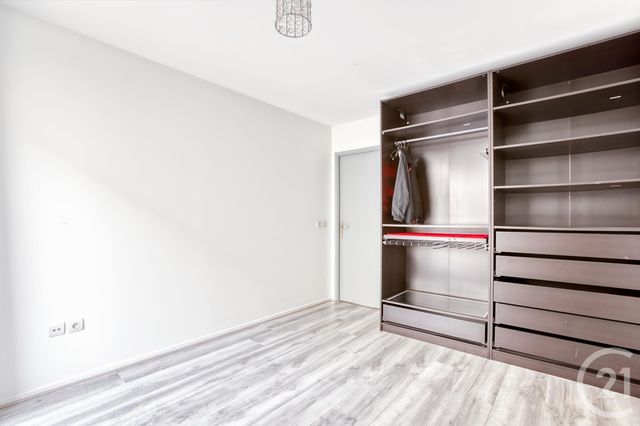 Appartement F3 à vendre - 3 pièces - 63.0 m2 - LA COURNEUVE - 93 - ILE-DE-FRANCE - Century 21 Immo Conseil