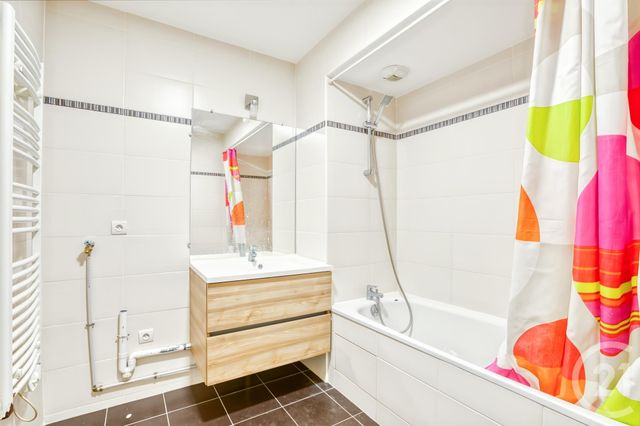 Appartement F3 à vendre - 3 pièces - 63.0 m2 - LA COURNEUVE - 93 - ILE-DE-FRANCE - Century 21 Immo Conseil