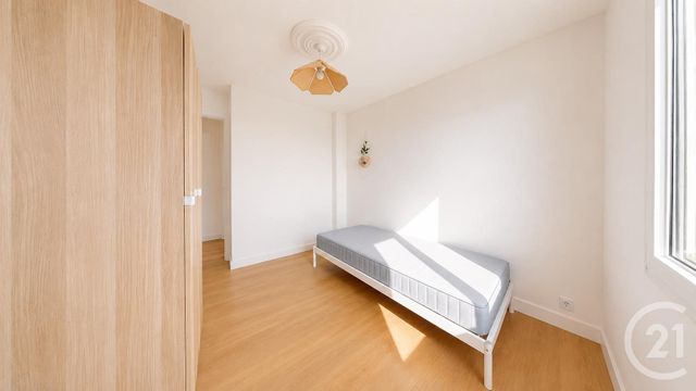Appartement F3 à vendre - 4 pièces - 67.31 m2 - LA COURNEUVE - 93 - ILE-DE-FRANCE - Century 21 Immo Conseil