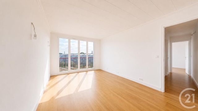 Appartement F3 à vendre - 4 pièces - 67.31 m2 - LA COURNEUVE - 93 - ILE-DE-FRANCE - Century 21 Immo Conseil