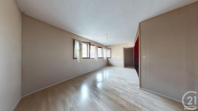 Appartement à vendre - 2 pièces - 46.22 m2 - LA COURNEUVE - 93 - ILE-DE-FRANCE - Century 21 Immo Conseil