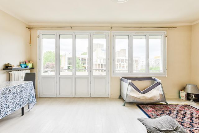 Afficher la photo en grand Appartement F4 à vendre - 4 pièces - 71.0 m2 - LA COURNEUVE - 93 - ILE-DE-FRANCE - Century 21 Immo Conseil