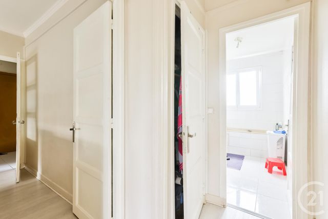 Afficher la photo en grand Appartement F4 à vendre - 4 pièces - 71.0 m2 - LA COURNEUVE - 93 - ILE-DE-FRANCE - Century 21 Immo Conseil