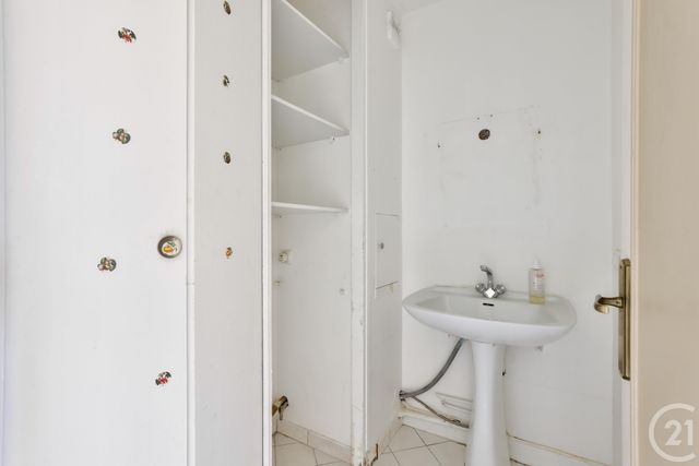 Afficher la photo en grand Appartement F4 à vendre - 4 pièces - 82.0 m2 - LIVRY GARGAN - 93 - ILE-DE-FRANCE - Century 21 Immo Conseil