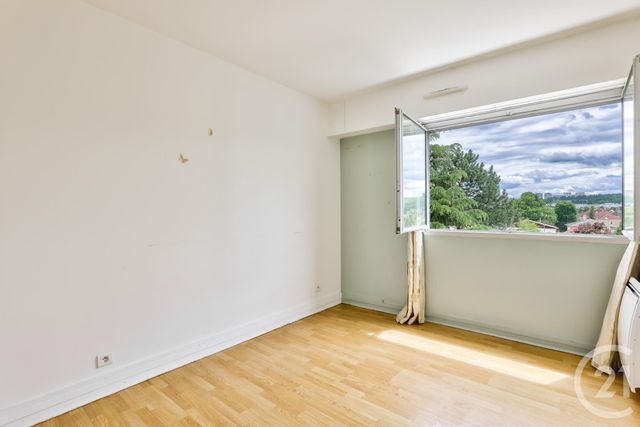 Afficher la photo en grand Appartement F4 à vendre - 4 pièces - 82.0 m2 - LIVRY GARGAN - 93 - ILE-DE-FRANCE - Century 21 Immo Conseil