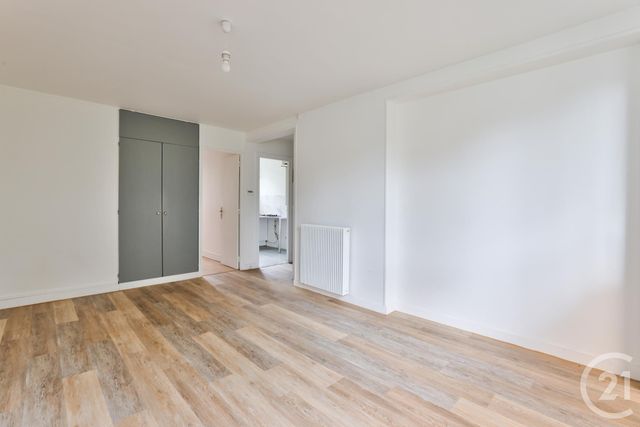 Appartement F3 à vendre - 3 pièces - 55.0 m2 - LE BOURGET - 93 - ILE-DE-FRANCE - Century 21 Immo Conseil