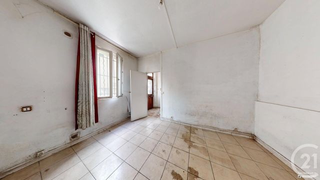 Afficher la photo en grand maison à vendre - 8 pièces - 110.44 m2 - LA COURNEUVE - 93 - ILE-DE-FRANCE - Century 21 Immo Conseil