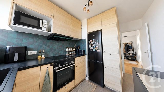 Appartement F3 à vendre - 3 pièces - 63.0 m2 - LA COURNEUVE - 93 - ILE-DE-FRANCE - Century 21 Immo Conseil