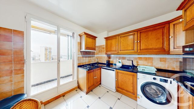 Appartement à vendre - 4 pièces - 84.0 m2 - LA COURNEUVE - 93 - ILE-DE-FRANCE - Century 21 Immo Conseil