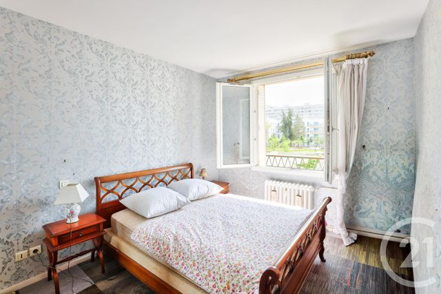 Appartement F3 à vendre - 3 pièces - 66.67 m2 - LA COURNEUVE - 93 - ILE-DE-FRANCE - Century 21 Immo Conseil