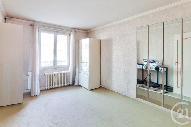 Appartement F3 à vendre - 3 pièces - 66.67 m2 - LA COURNEUVE - 93 - ILE-DE-FRANCE - Century 21 Immo Conseil