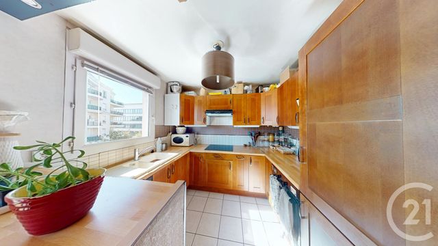 Appartement à vendre - 3 pièces - 62.64 m2 - LE BOURGET - 93 - ILE-DE-FRANCE - Century 21 Immo Conseil