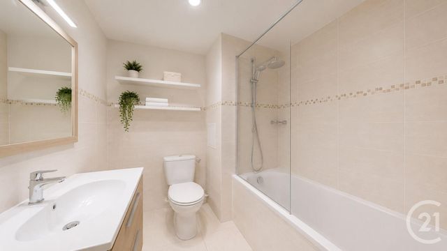 Appartement à vendre - 2 pièces - 31.63 m2 - LA COURNEUVE - 93 - ILE-DE-FRANCE - Century 21 Immo Conseil