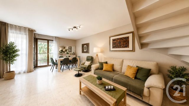 Appartement à vendre - 4 pièces - 80.3 m2 - LA COURNEUVE - 93 - ILE-DE-FRANCE - Century 21 Immo Conseil