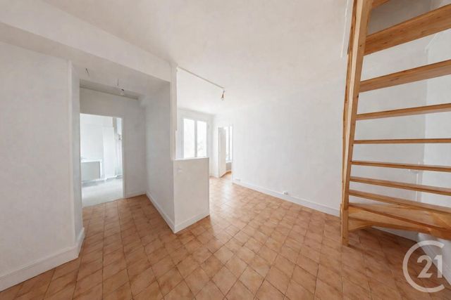 Appartement F2 à vendre - 2 pièces - 62.0 m2 - LA COURNEUVE - 93 - ILE-DE-FRANCE - Century 21 Immo Conseil