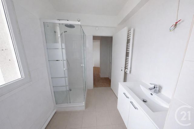 Appartement F2 à vendre - 2 pièces - 62.0 m2 - LA COURNEUVE - 93 - ILE-DE-FRANCE - Century 21 Immo Conseil
