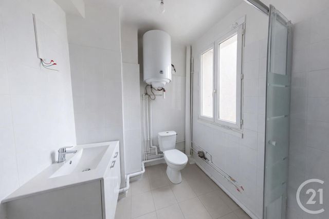 Appartement F2 à vendre - 2 pièces - 62.0 m2 - LA COURNEUVE - 93 - ILE-DE-FRANCE - Century 21 Immo Conseil