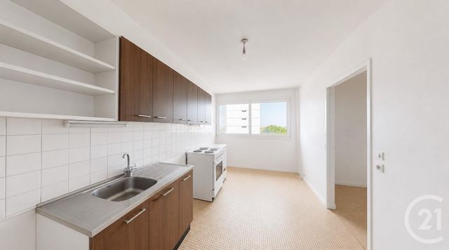Appartement à vendre - 4 pièces - 89.3 m2 - LA COURNEUVE - 93 - ILE-DE-FRANCE - Century 21 Immo Conseil