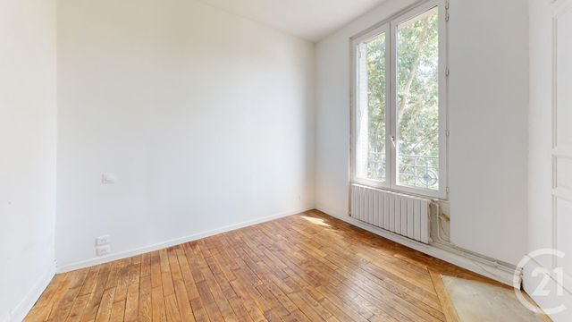 Appartement F2 à vendre - 2 pièces - 41.7 m2 - ST DENIS - 93 - ILE-DE-FRANCE - Century 21 Immo Conseil