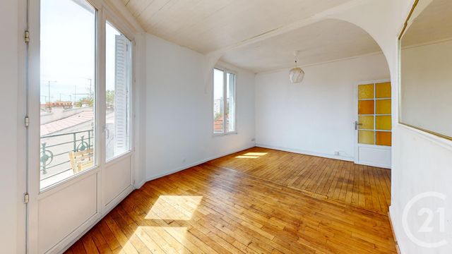 Appartement F2 à vendre - 2 pièces - 41.7 m2 - ST DENIS - 93 - ILE-DE-FRANCE - Century 21 Immo Conseil