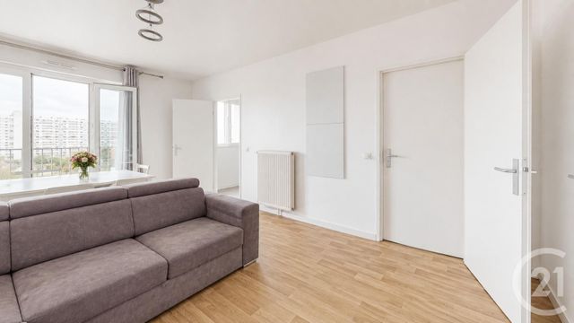 Appartement F2 à vendre - 2 pièces - 51.64 m2 - LA COURNEUVE - 93 - ILE-DE-FRANCE - Century 21 Immo Conseil