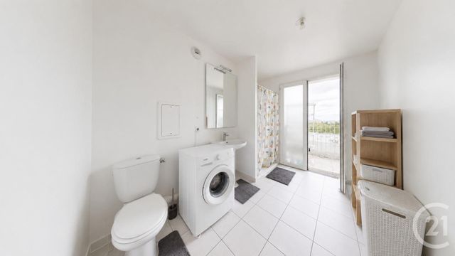Appartement F2 à vendre - 2 pièces - 51.64 m2 - LA COURNEUVE - 93 - ILE-DE-FRANCE - Century 21 Immo Conseil