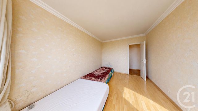 Appartement à vendre - 4 pièces - 89.03 m2 - LA COURNEUVE - 93 - ILE-DE-FRANCE - Century 21 Immo Conseil