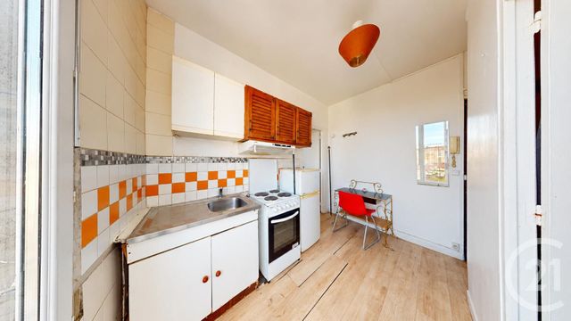 Appartement Studio à vendre - 1 pièce - 18.79 m2 - LA COURNEUVE - 93 - ILE-DE-FRANCE - Century 21 Immo Conseil