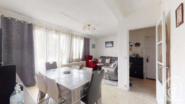 Afficher la photo en grand Appartement F3 à vendre - 4 pièces - 72.35 m2 - LA COURNEUVE - 93 - ILE-DE-FRANCE - Century 21 Immo Conseil