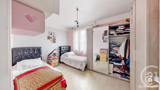 Afficher la photo en grand Appartement F3 à vendre - 4 pièces - 72.35 m2 - LA COURNEUVE - 93 - ILE-DE-FRANCE - Century 21 Immo Conseil