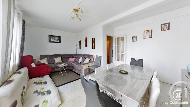 Afficher la photo en grand Appartement F3 à vendre - 4 pièces - 72.35 m2 - LA COURNEUVE - 93 - ILE-DE-FRANCE - Century 21 Immo Conseil