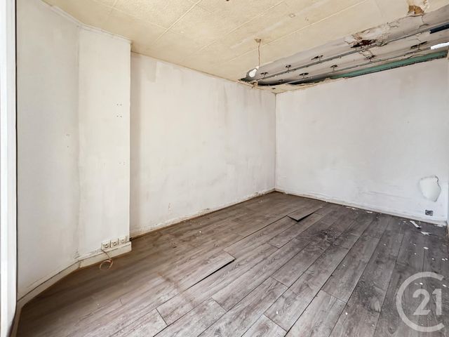 Afficher la photo en grand Appartement F2 à vendre - 2 pièces - 62.0 m2 - LA COURNEUVE - 93 - ILE-DE-FRANCE - Century 21 Immo Conseil