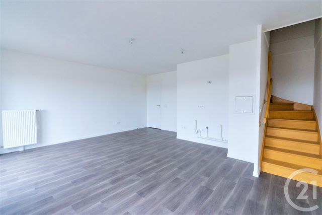 Appartement Duplex à vendre - 5 pièces - 91.0 m2 - LE BOURGET - 93 - ILE-DE-FRANCE - Century 21 Immo Conseil