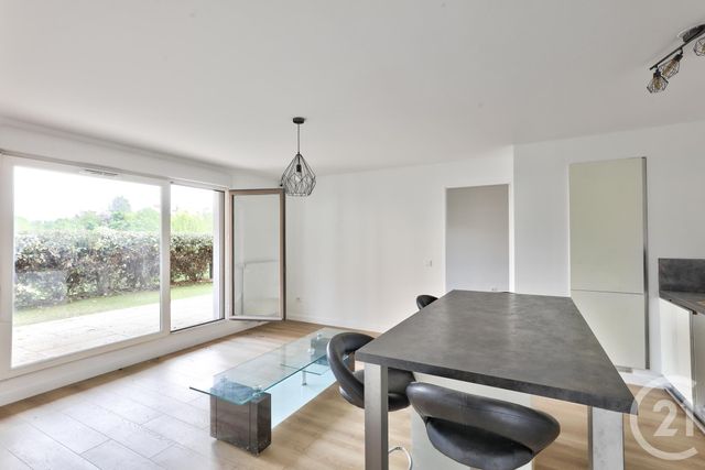Appartement F4 à vendre - 4 pièces - 127.0 m2 - LA COURNEUVE - 93 - ILE-DE-FRANCE - Century 21 Immo Conseil