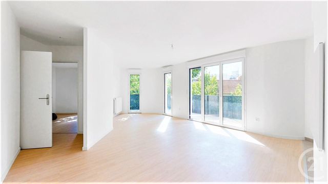 Appartement F2 à vendre - 2 pièces - 47.0 m2 - LE BOURGET - 93 - ILE-DE-FRANCE - Century 21 Immo Conseil