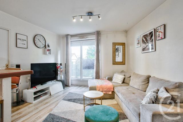 Appartement F2 à vendre - 2 pièces - 37.0 m2 - LE BOURGET - 93 - ILE-DE-FRANCE - Century 21 Immo Conseil