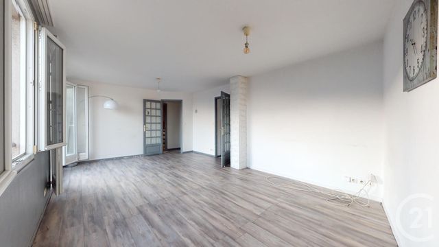Appartement F4 à vendre - 4 pièces - 66.0 m2 - LA COURNEUVE - 93 - ILE-DE-FRANCE - Century 21 Immo Conseil