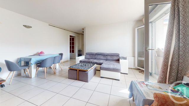 Appartement F3 à vendre - 3 pièces - 62.0 m2 - LA COURNEUVE - 93 - ILE-DE-FRANCE - Century 21 Immo Conseil