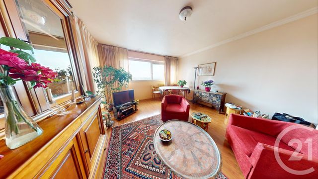 Afficher la photo en grand Appartement à vendre - 5 pièces - 102.7 m2 - LA COURNEUVE - 93 - ILE-DE-FRANCE - Century 21 Immo Conseil