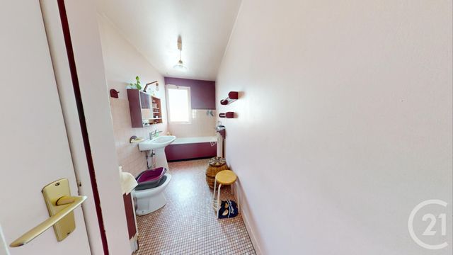 Afficher la photo en grand Appartement à vendre - 5 pièces - 102.7 m2 - LA COURNEUVE - 93 - ILE-DE-FRANCE - Century 21 Immo Conseil