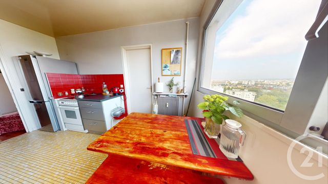 Afficher la photo en grand Appartement à vendre - 5 pièces - 102.7 m2 - LA COURNEUVE - 93 - ILE-DE-FRANCE - Century 21 Immo Conseil