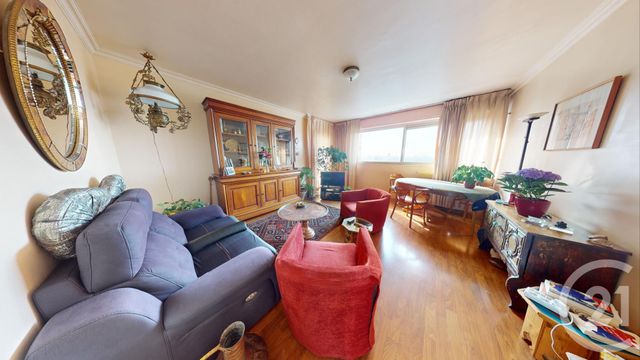 Afficher la photo en grand Appartement à vendre - 5 pièces - 102.7 m2 - LA COURNEUVE - 93 - ILE-DE-FRANCE - Century 21 Immo Conseil