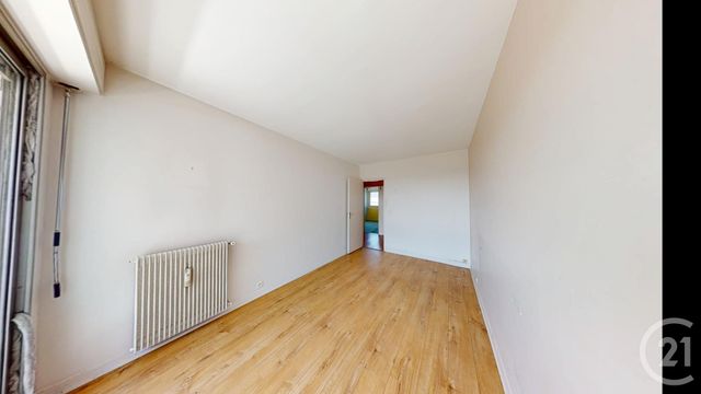 Appartement à vendre - 5 pièces - 102.7 m2 - LA COURNEUVE - 93 - ILE-DE-FRANCE - Century 21 Immo Conseil
