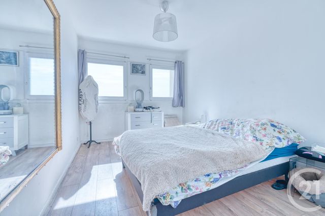 Appartement F2 à vendre - 3 pièces - 54.0 m2 - LA COURNEUVE - 93 - ILE-DE-FRANCE - Century 21 Immo Conseil